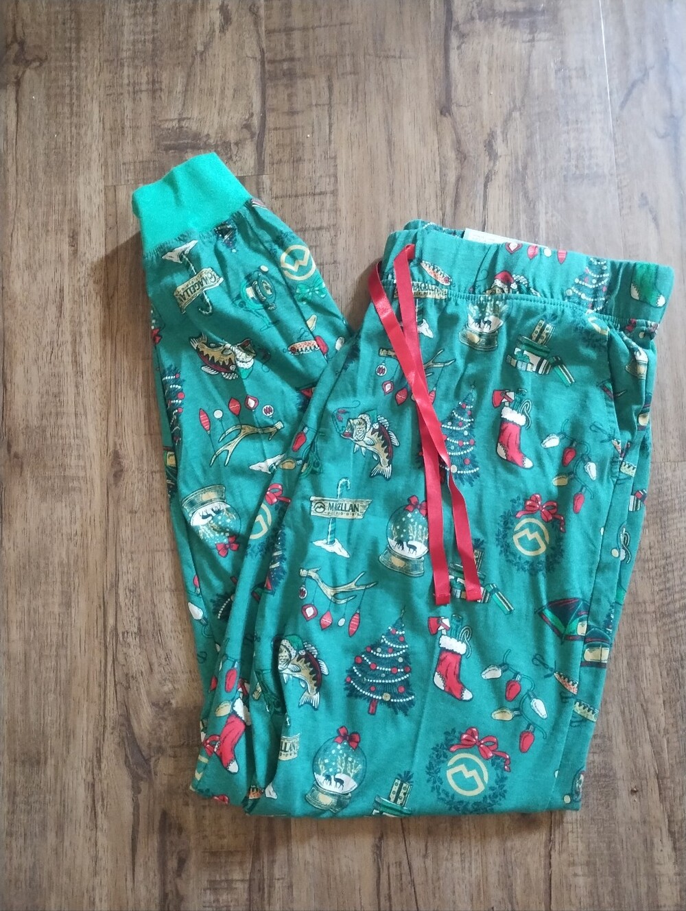 NWT Magellan Outdoors Christmas Pants Womens Joggers Pjs XL